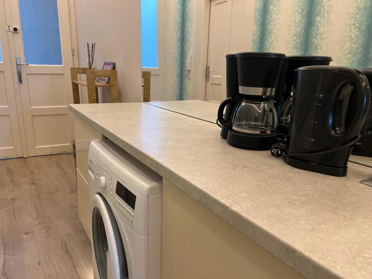 Apartment B112 *