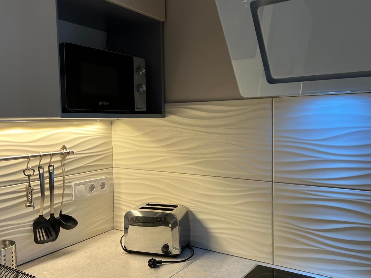 B112 By Small Apartman
