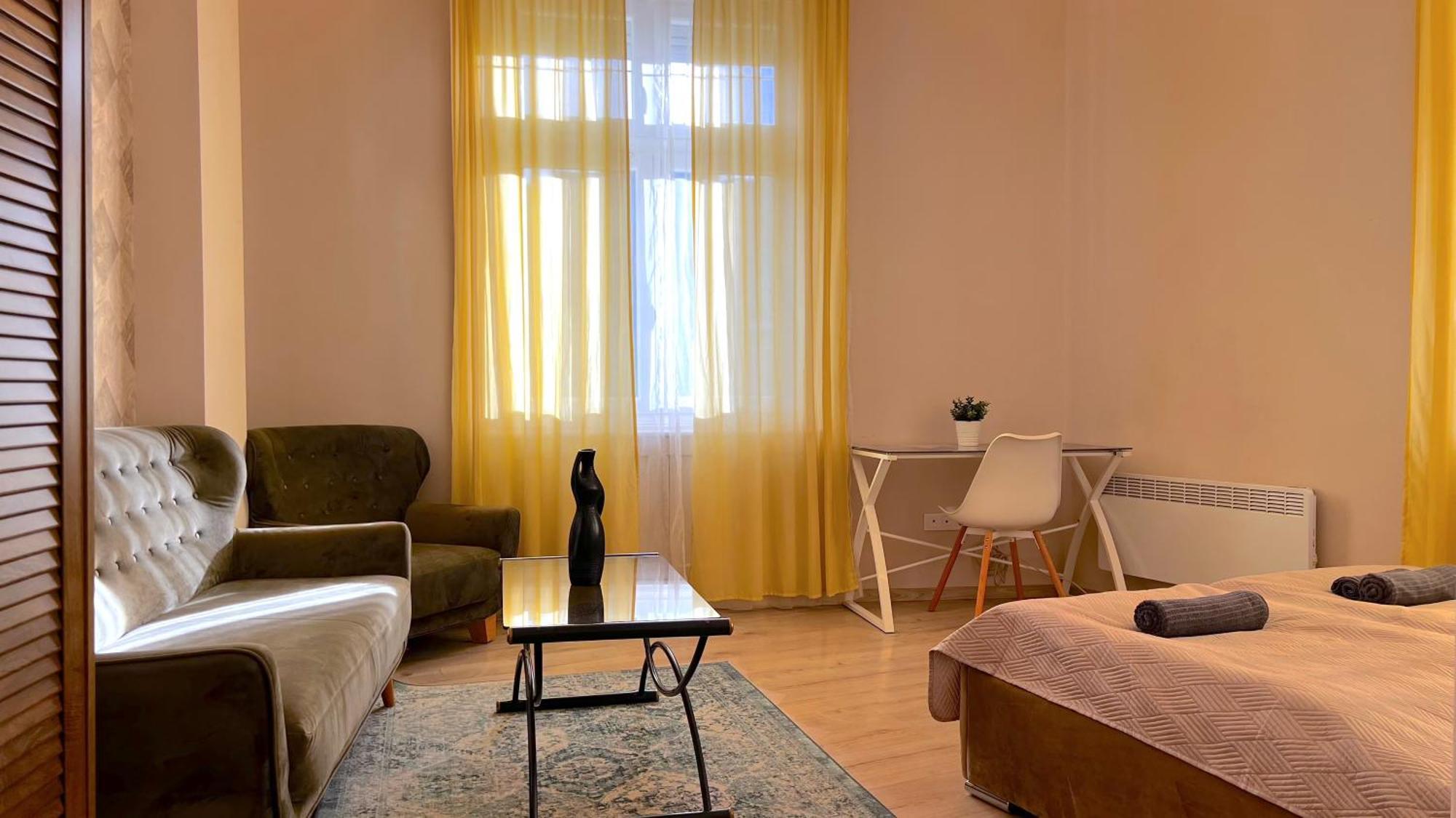 B112 Apartment